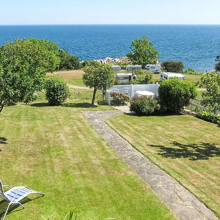 Amazing In With 2 Bedrooms & Wifi * Gudhjem