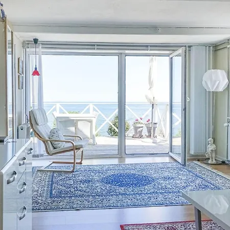 Beautiful In With House Sea View 아파트