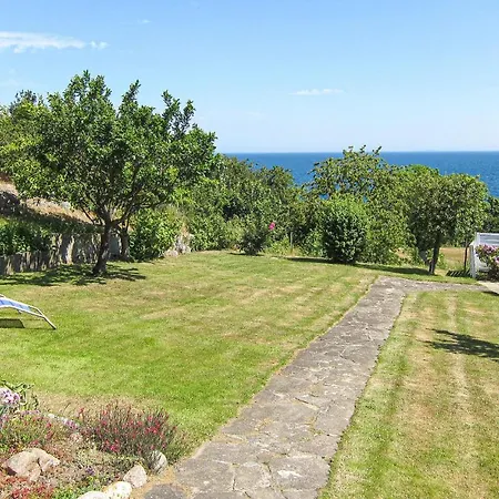 Amazing In With 2 Bedrooms & Wifi * Gudhjem