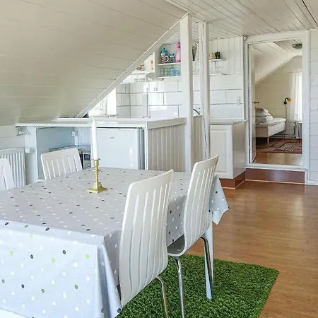 Amazing In With 2 Bedrooms & Wifi * Gudhjem