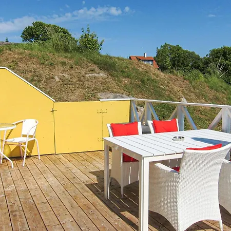 Amazing In With 2 Bedrooms & Wifi Gudhjem