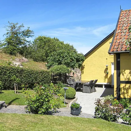 Appartement Amazing In With 2 Bedrooms & Wifi